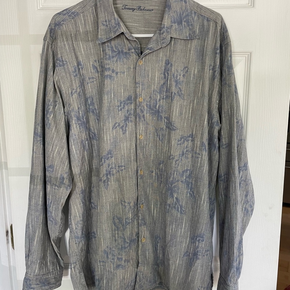Tommy Bahama Xl long sleeve shirt